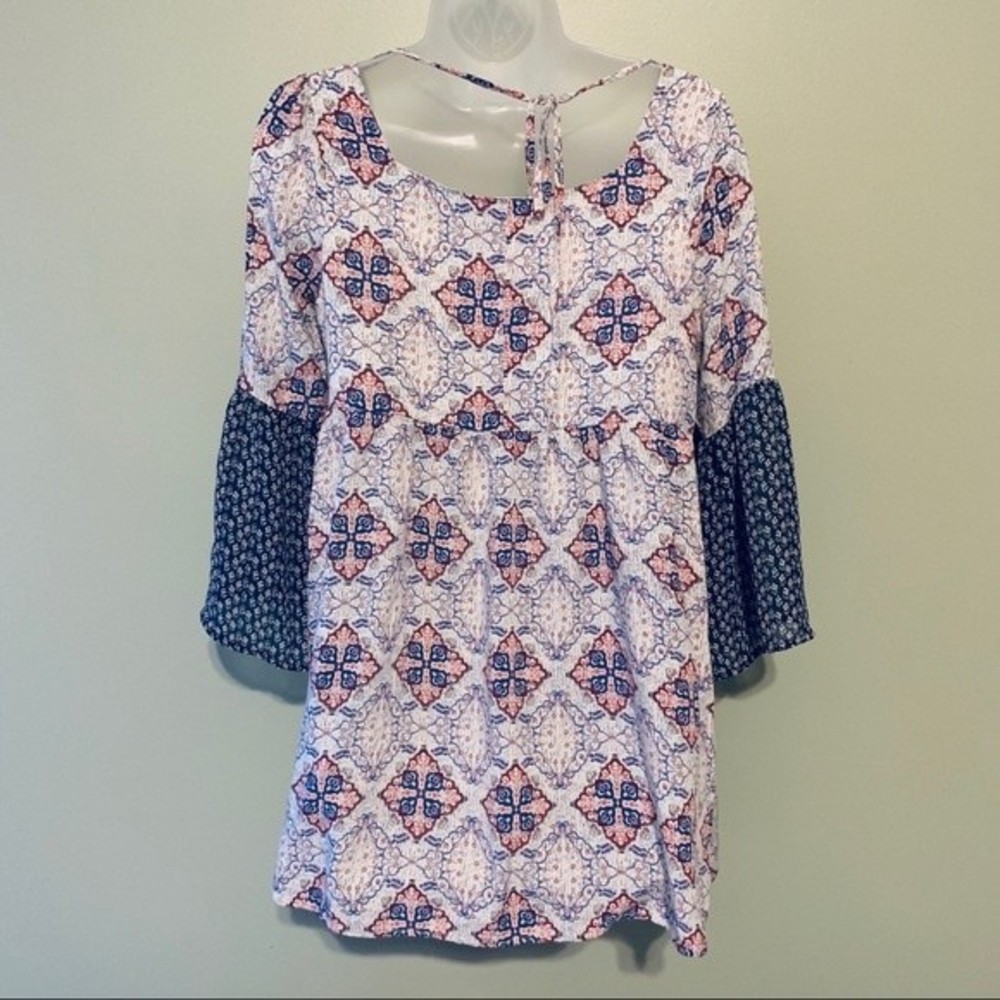 Umgee Peasant Tunic, Size Small - Picture 4 of 7